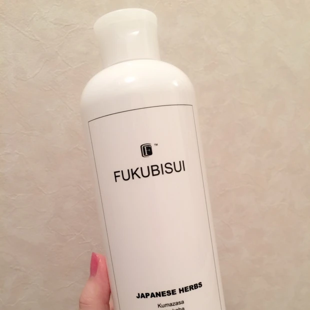 敏感肌でも安心。ローションパックでうるうる肌