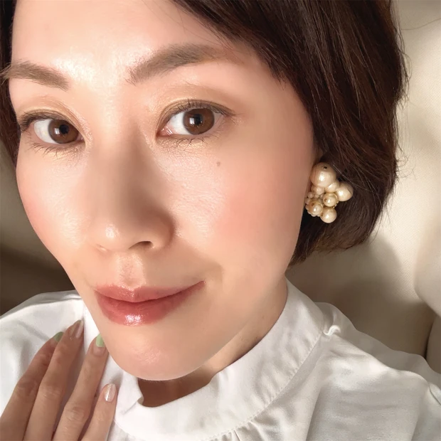 シグニチャーカラーアイズ14の30代ママメイク