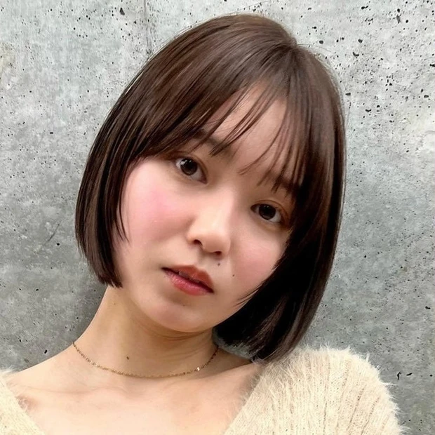 ボブ　ミニボブ　ヘア　髪型　ヘアスタイル　30代　40代　大人　前髪あり