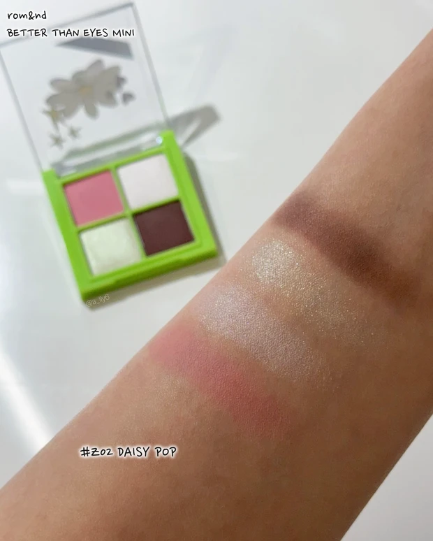 ロムアンド romand GD GDRAGON コラボ 限定 コスメ 韓国 ZO&FRIENDS アイシャドウ 比較 Qoo10