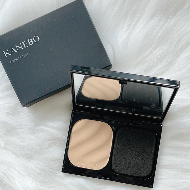 肌に半透明のうるみ膜で生肌仕上げ。感動のパウダーファンデーション！KANEBO メルティフィール ウェア_2_1