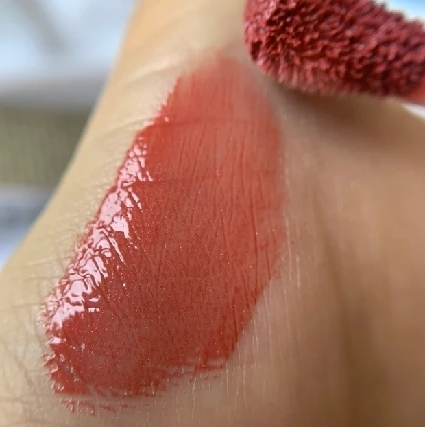 Dior ディオールアディクト ステラーグロス﻿ 746 ワイルドローズ﻿　赤リップ　コスメ