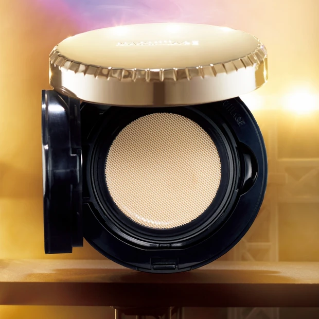 ファンデーション部門TOP5・60万個販売の大ヒット! 「マキアージュ」…