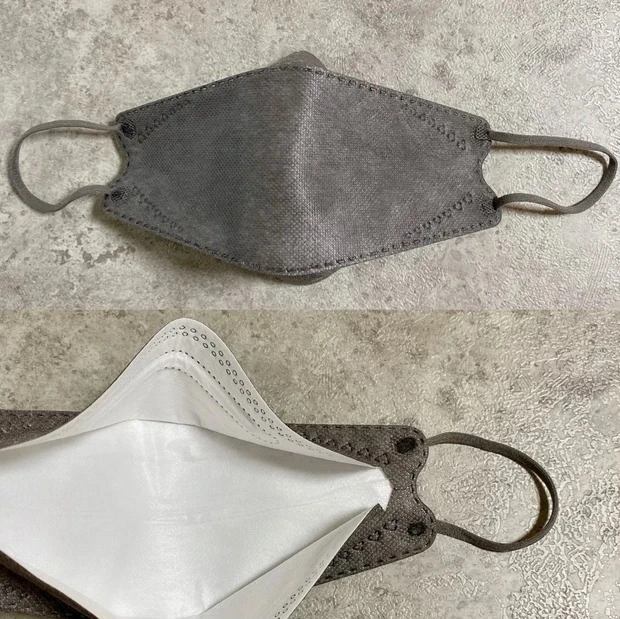 3D立体型 4層不織布マスク_上段 表/下段 裏