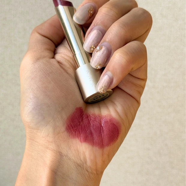 RMK デューイーメルト リップカラー 04 ルビーラビリンス スウォッチ