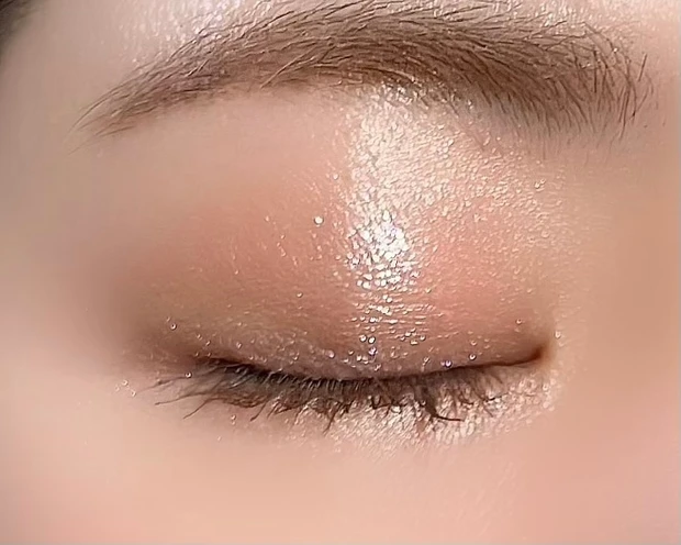 ラブライナー アイカラーパレット<アイシャドウ>ライラックブーケ アイメイク