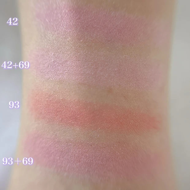 メイクミーブラッシュパウダー42、69、93比較スウォッチ