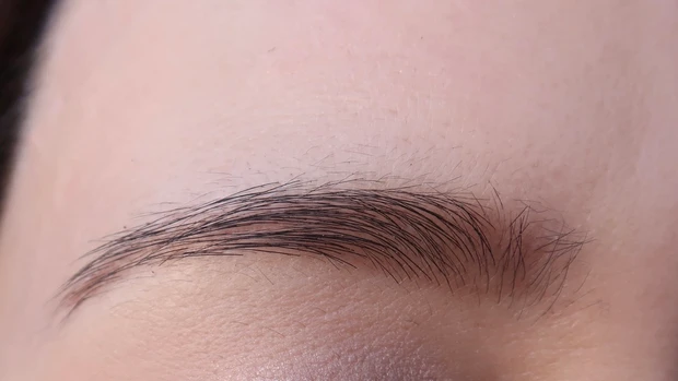 【どんな髪色の方でもピッタリな色が見つかる！1本で3役のアイブロウペンシル】エクセル パウダー＆ペンシル アイブロウEX_5_2