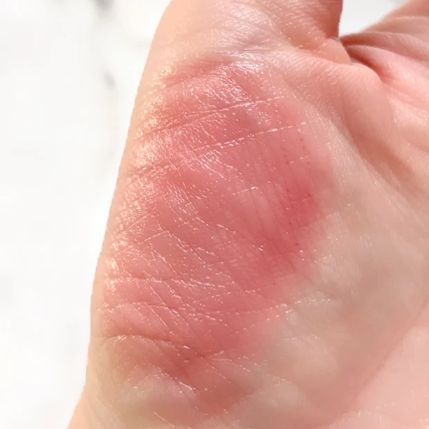 セザンヌ「ラスティンググロスリップN 201 ピンクロゼ」のスウォッチ