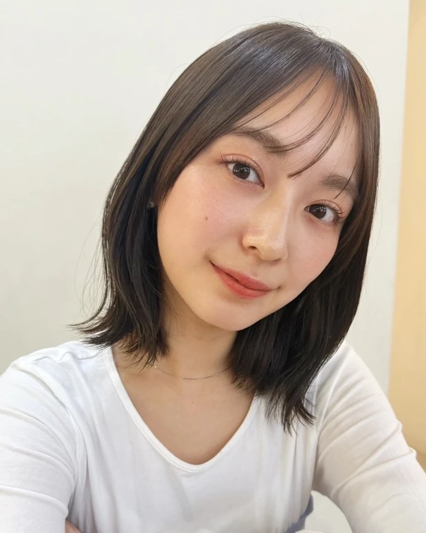 ヘアカタログ　ボブ　ボブヘア　前髪あり　スタイリング