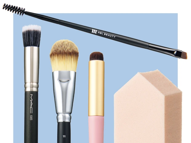 人気アーティスト・𠮷﨑沙世子さんの推しメイクツール。リリミュウのブラシでリップが洒落る！