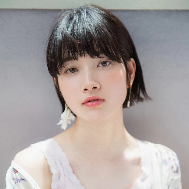 タイトさと抜け感のバランスがNEW！ 秋のナチュラルモードボブ