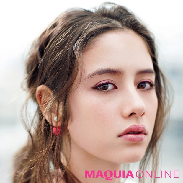 大人のピンクメイクは“メタリックカラー”がポイント! 女性らしい凛とした…