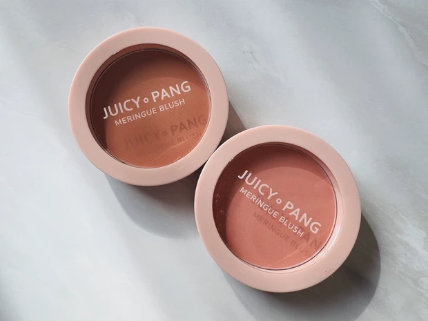 A‘PIEU ジューシーパン メレンゲチークBE01、CR02