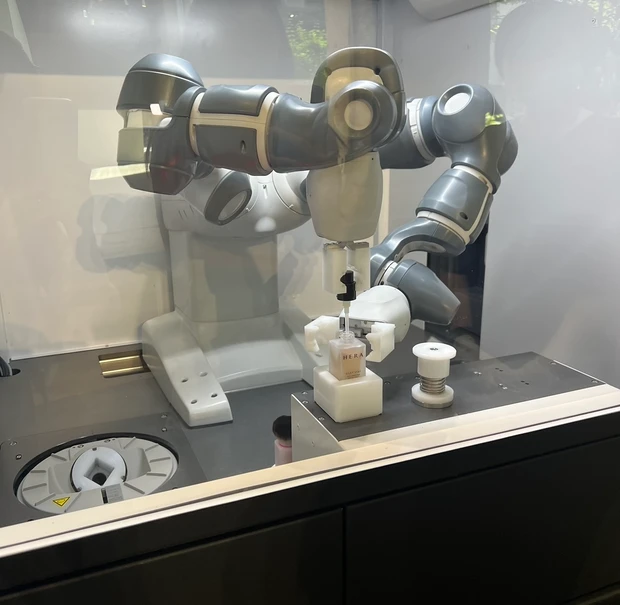 【渡韓レポ】大人気韓国のコスメブランドHERAのファンデーション作り体験♡自分の肌色に合わせてパーソナルカラーファンデが作れるSNSで大人気体験型スポットAMORE聖水♡_13_2