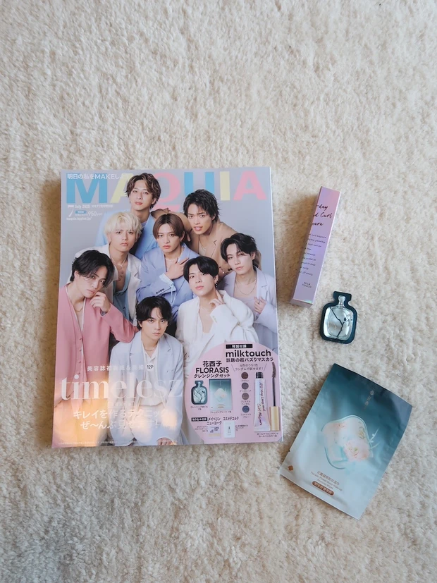 マキア　ミルクタッチ　オールデイロングアンドカールマスカラ　Maya