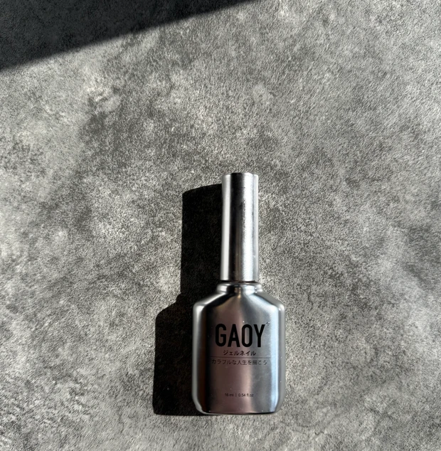 【40代セルフネイル】品よく盛れるマグネットネイル！簡単＆プチプラで叶う大人の上品ネイル_8