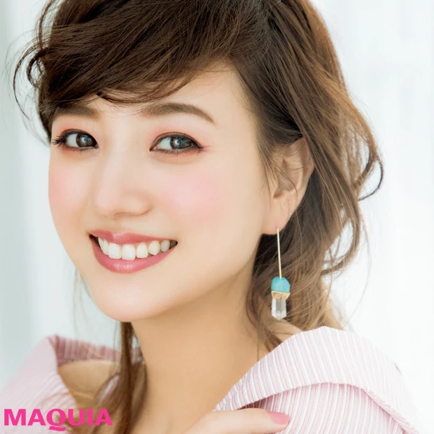 伊藤千晃さんの顔タイプは？ 秋のアイ＆リップは柔らかな色みを選ぶのが正解…