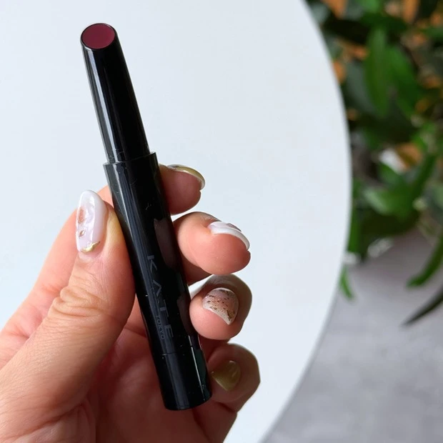 ケイト リップモンスター ツヤバース G05