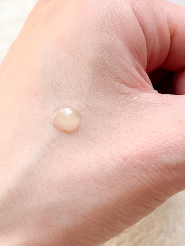 ＼ピュアビタミンC美容液／ケアナボーテの美容液を続けてみて♩_4