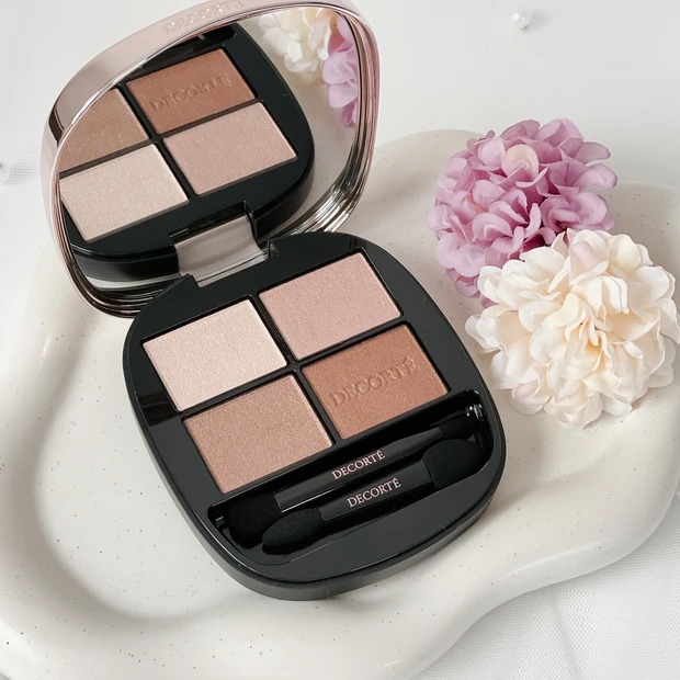 コスメデコルテ アイシャドウ 01 ブルベ レビュー