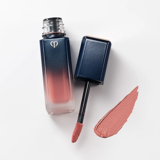 【山本舞香】ちょいモードで知的な黄みベージュリップ3