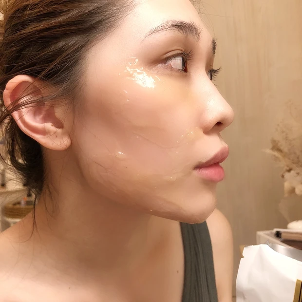 SNS話題の"水分爆弾"についてレポします！
モデリングマスクの効果とは？おうち美容をもっと楽しく♡_2_1