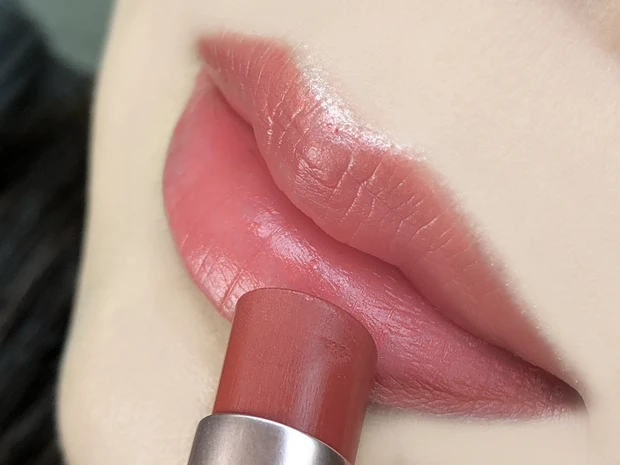 可愛いのに大人っぽい！？YSL新作“ふわじゅわ”リップ正直レビュー💄_2