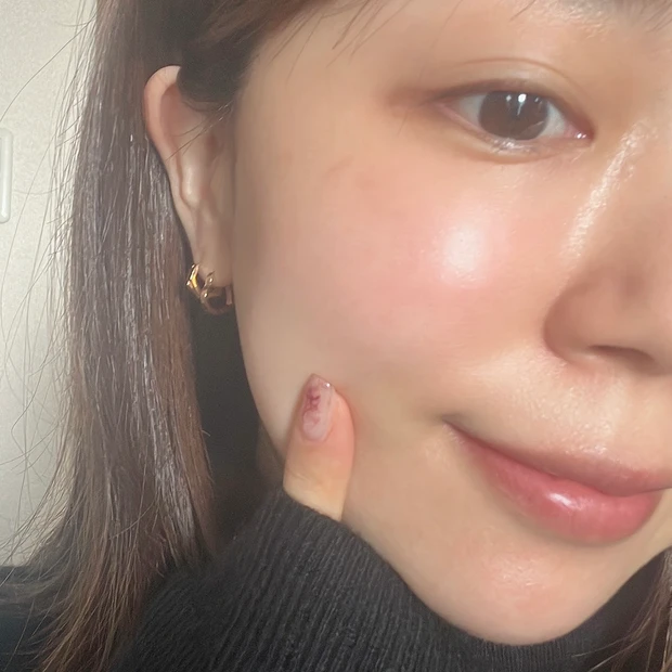 Luvum(ラビューム) ビタミンCゲルマスク 使用後のツヤ肌