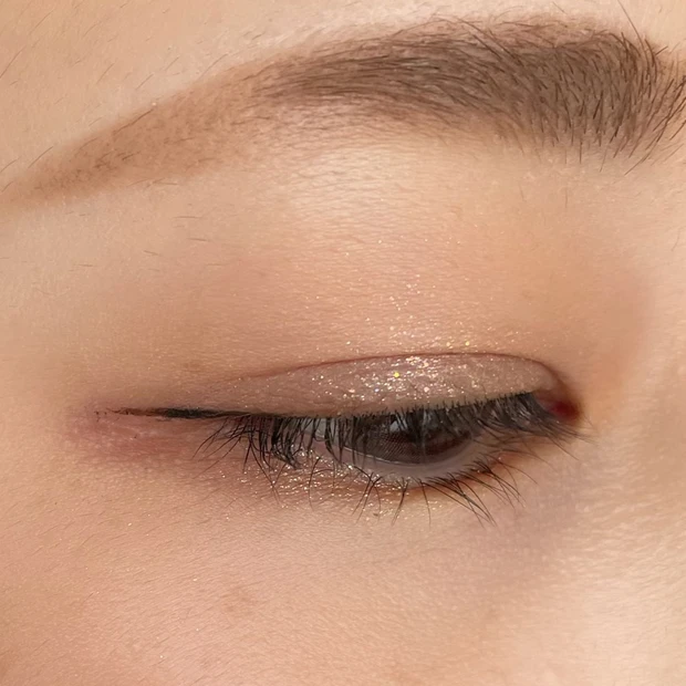 デイジーク アイシャドウパレット ヌードポーション メイク