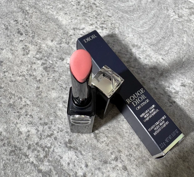 ディオール dior 新作 ルージュ ディオール オン ステージ 落ちない 人気 値段 120