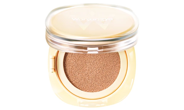 与田祐希さん SUQQUのアイシャドウに毎シーズン胸キュン