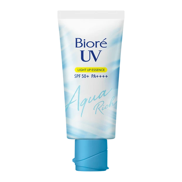 ビオレ UV アクアリッチ ライトアップエッセンス SPF50+・PA++++ 70mL ¥968(編集部調べ)/花王