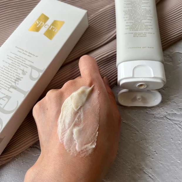 「speraクレンジングジェルバーム」