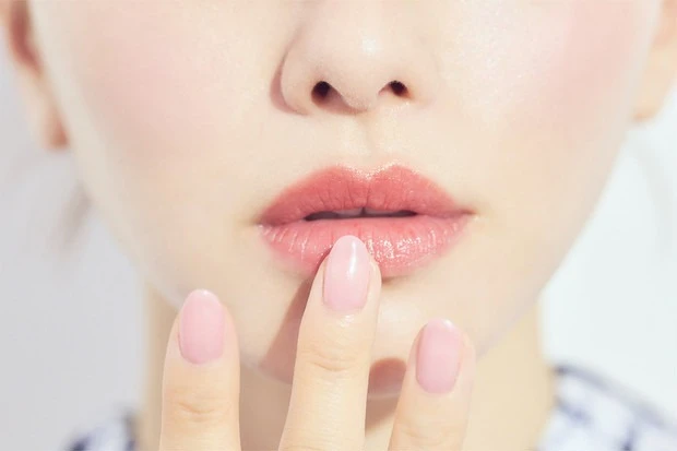 粘膜リップの塗り方