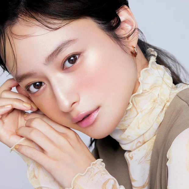 ダンゼン今っぽい「うすうす眉」の基本3ルール。ラフに仕上げるのが洒落感ア…