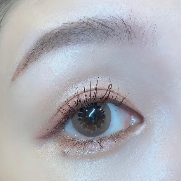 【セザンヌ アイシャドウ イエベ ブルべ】トーンアップアイシャドウ 10 ベリーブラウン メイク