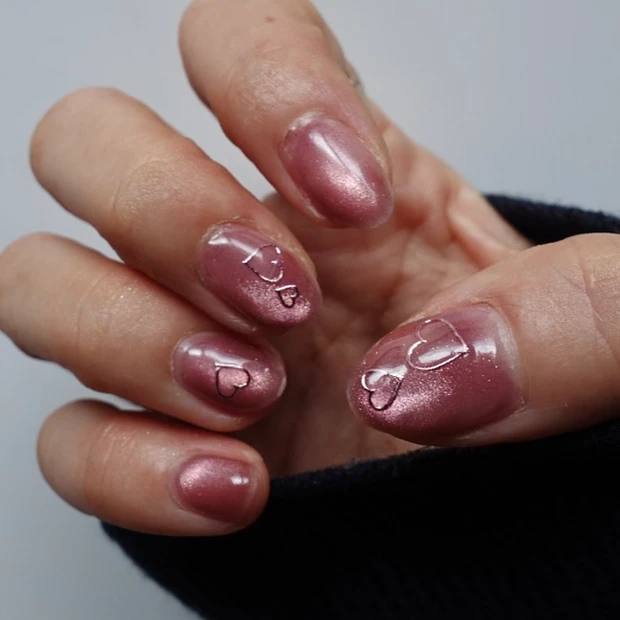 100均×マグネットで簡単大人可愛いバレンタインセルフジェルネイル