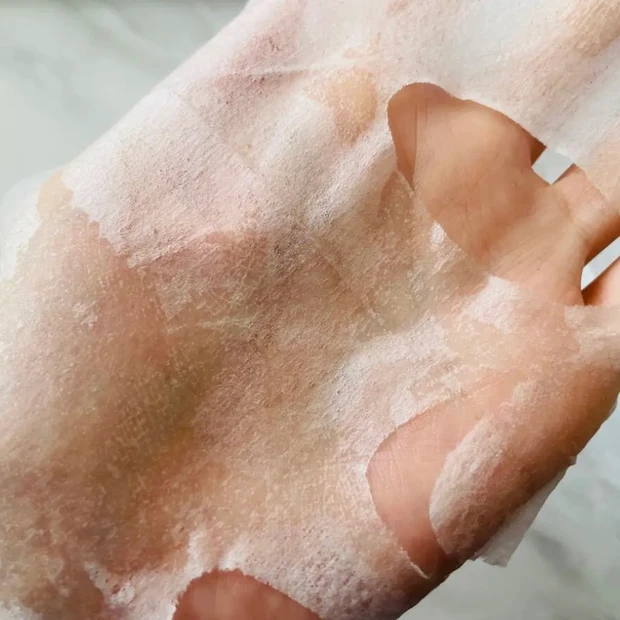 ピュレアのフェインリフトエッセンスマスク