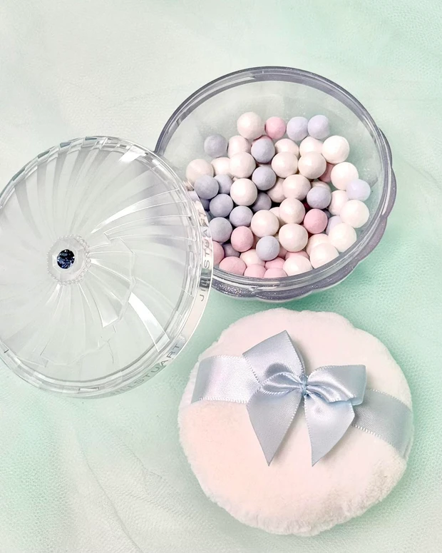 ジルスチュアート　サムシングピュアブルー　フェイス ＆ ボディパウダー　N