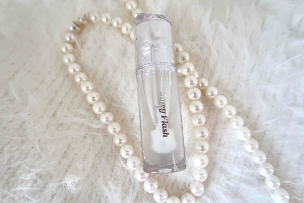 ロムアンド ジューシーフラッシュリップオイル 00 フラッシュオン　パッケージ