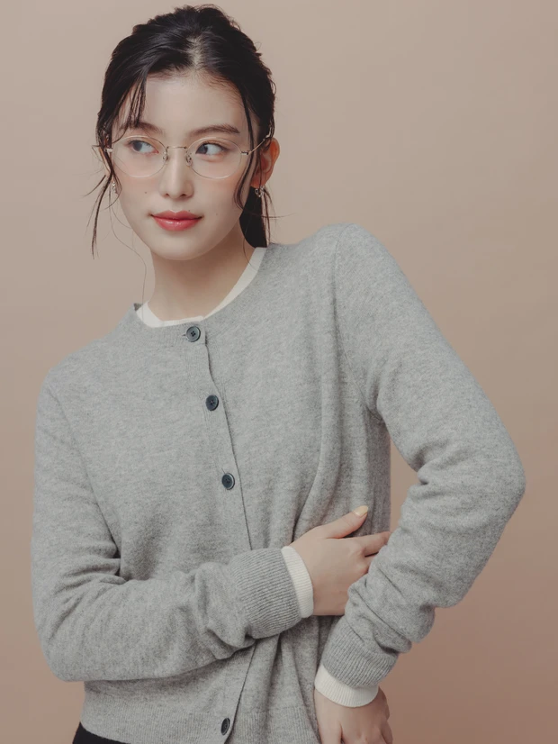 ユニクロ UNIQLO カシミヤニット メリノリブタートルネックセーター ミュートメイク