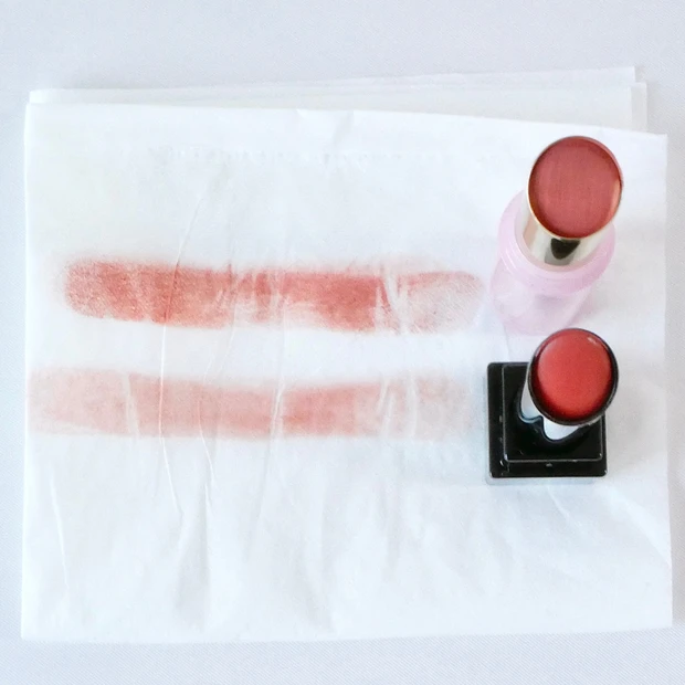 リップ色持ち比較 Wonjungyo(ウォンジョンヨ)リップステッカー 01.メルティングベージュ KATE リップモンスター 03 陽炎