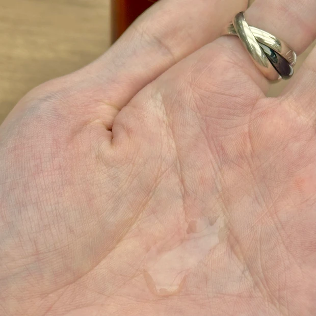 テクスチャー SHISEIDO オイデルミン エッセンスローション