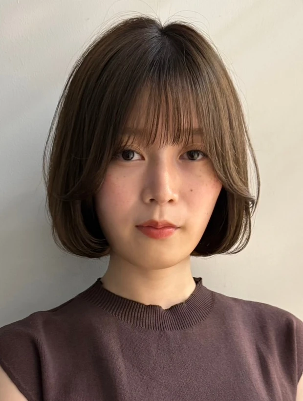髪型　ボブヘア　韓国ヘア　タンバルモリ　前髪あり　サイド