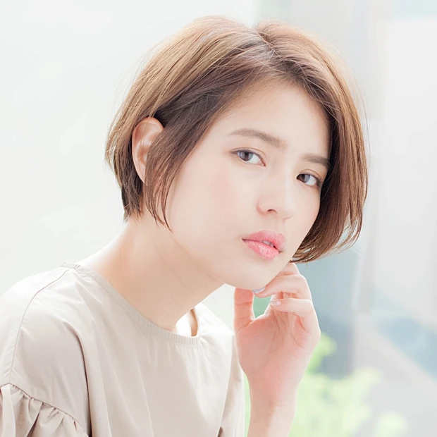 スタイリングいらず！ ハンサムなのに上品にキマる重めショートボブ