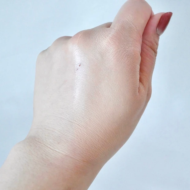 LAURA MERCIER(ローラメルシエ)フローレス ルミエール ラディアンス パーフェクティング クッション