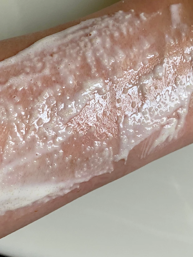 私の二の腕ブツブツ対策　WELEDA　数量限定のビッグボトル◆ホワイトバーチ ボディオイル＆ホワイトバーチ ピーリングボディウォッシュ_2_3