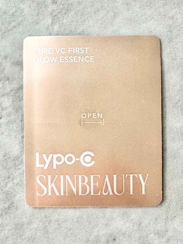 スキンビューティ　ファーストグロウエッセンス　ビタミンC美容液　リポc
