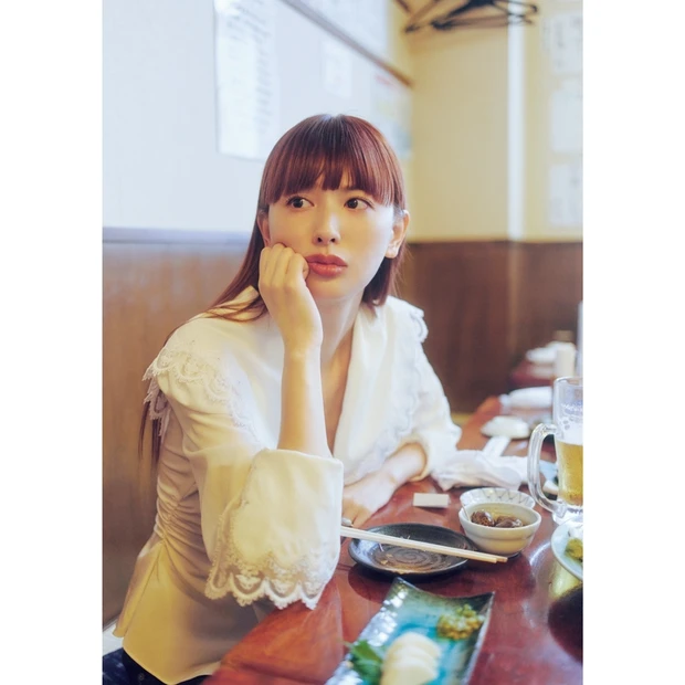 みんなの人間関係のお悩みに…鈴木えみが居酒屋トークで本気で答えます！